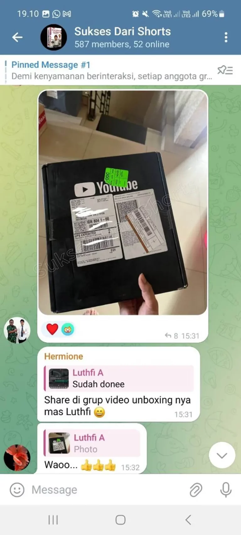 Paket-Silver-Play-Button-Sukses-Dari-Shorts